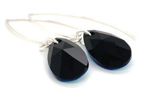 Teardrop Crystal Earrings by Dani'z Designz 